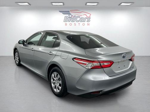 2018 Toyota Camry Hybrid LE