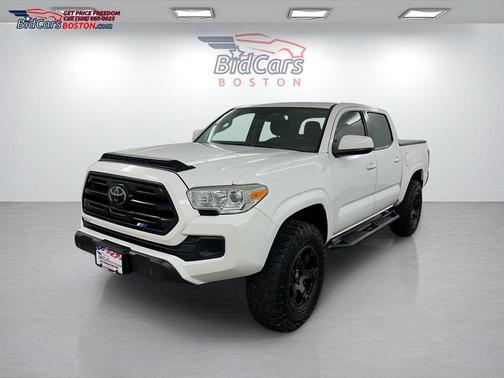 2018 Toyota Tacoma SR