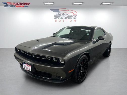2017 Dodge Challenger SXT