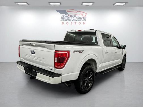 Oxford White 2021 Ford F-150 XLT