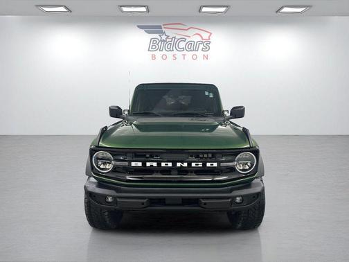 Green Metallic 2022 Ford Bronco Black Diamond