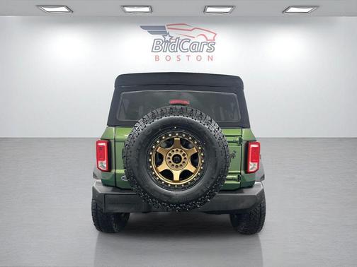 Green Metallic 2022 Ford Bronco Black Diamond
