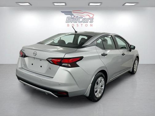 Brilliant Silver Metallic 2023 Nissan Versa S