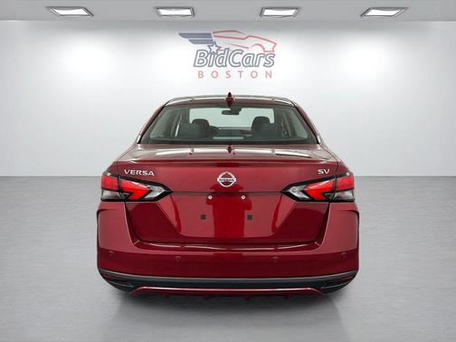 Scarlet Ember 2020 Nissan Versa 1.6 SV