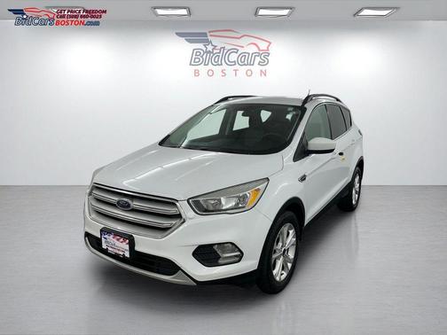 Oxford White 2018 Ford Escape SE