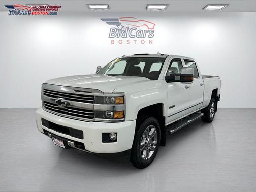 Summit White 2015 Chevrolet Silverado 2500 High Country