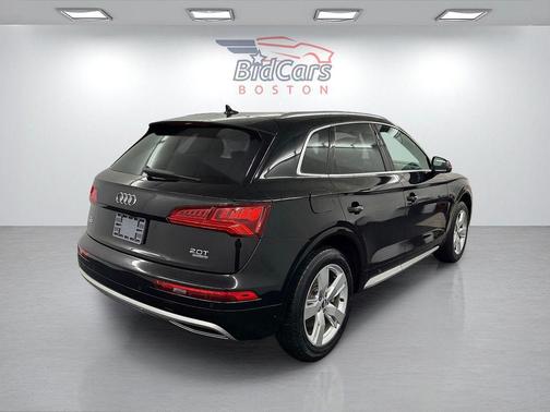 2018 Audi Q5 2.0T Premium Plus