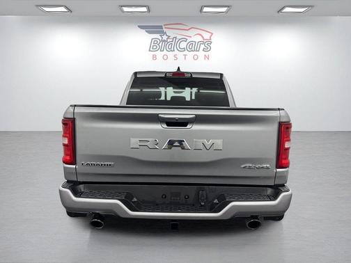 Billet Silver Metallic Clearcoat 2025 RAM 1500 Laramie