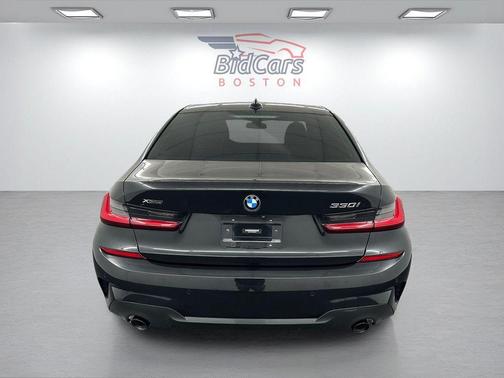2021 BMW 330 i xDrive