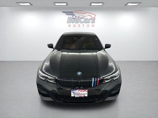 2021 BMW 330 i xDrive