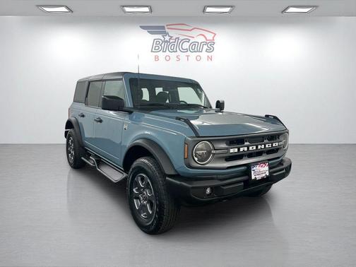 Blue 2023 Ford Bronco Black Diamond