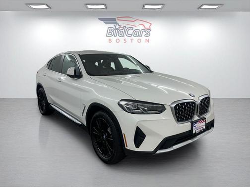 White 2022 BMW X4 xDrive30i