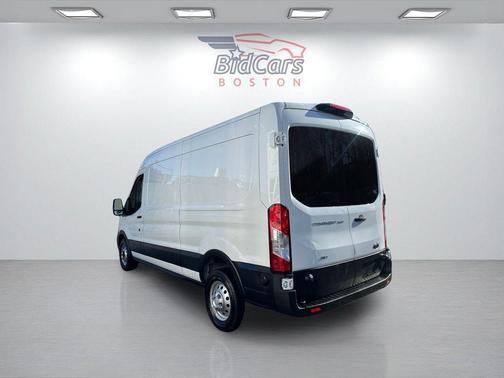 2024 Ford Transit-250 148 WB Medium Roof Cargo