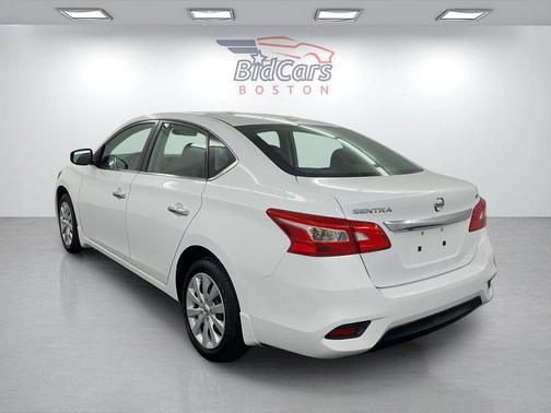 Cloud White 2017 Nissan Sentra SV