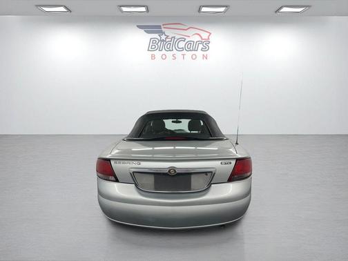 Bright Silver Metallic 2005 Chrysler Sebring GTC