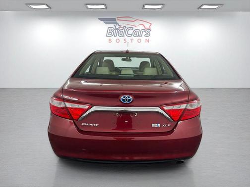 2017 Toyota Camry Hybrid XLE