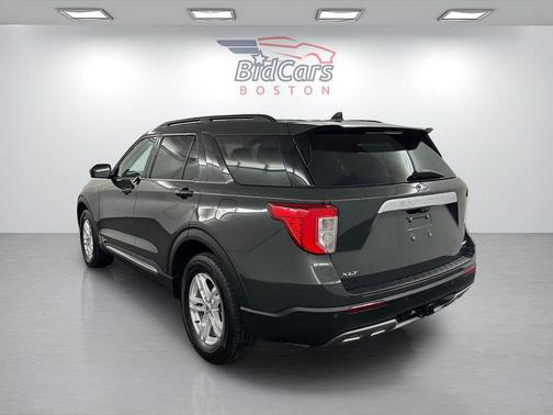 Green Metallic 2022 Ford Explorer XLT