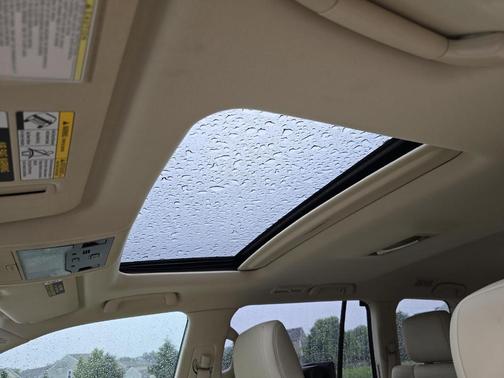 2017 Lexus LX 570 Base