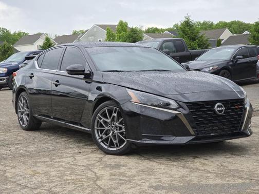 2024 Nissan Altima 2.0 SR