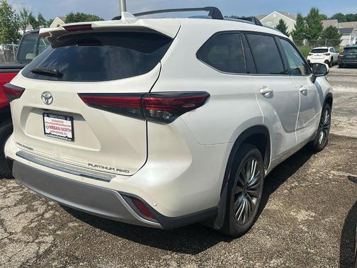 2021 Toyota Highlander Platinum