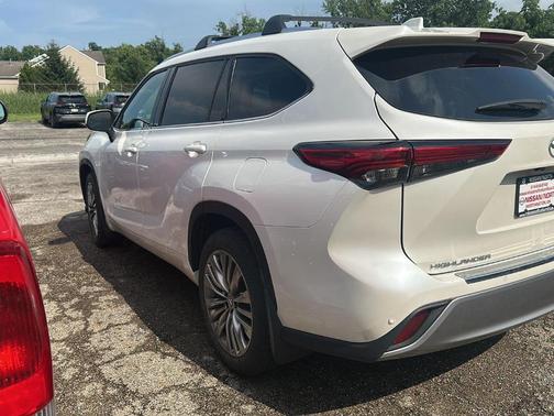 2021 Toyota Highlander Platinum