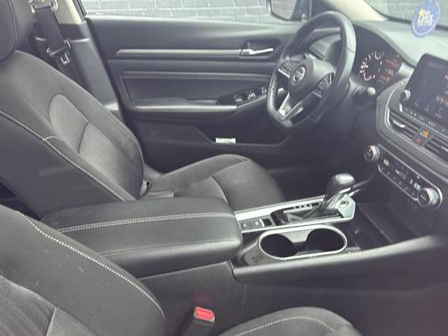 2020 Nissan Altima 2.5 SV