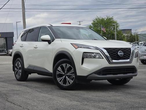 White 2023 Nissan Rogue SV