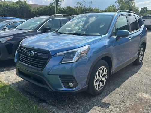 2022 Subaru Forester Premium
