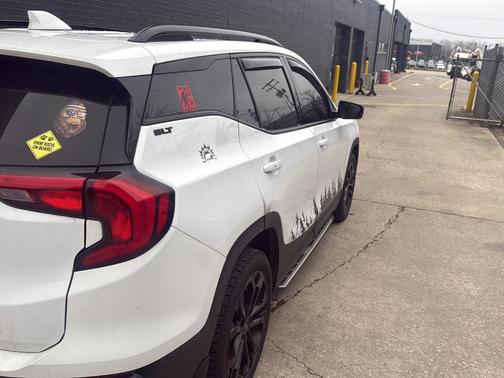 2021 GMC Terrain SLT