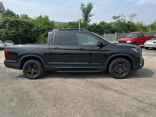 2022 Honda Ridgeline Black Edition