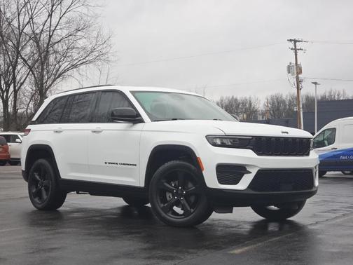 2022 Jeep Grand Cherokee Altitude