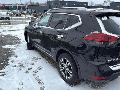 2018 Nissan Rogue SL