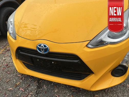 2015 Toyota Prius c Four