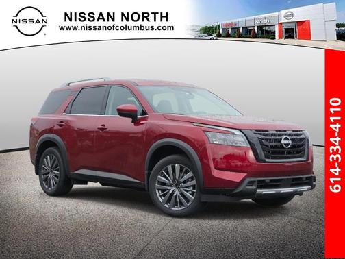 2025 Nissan Pathfinder SL