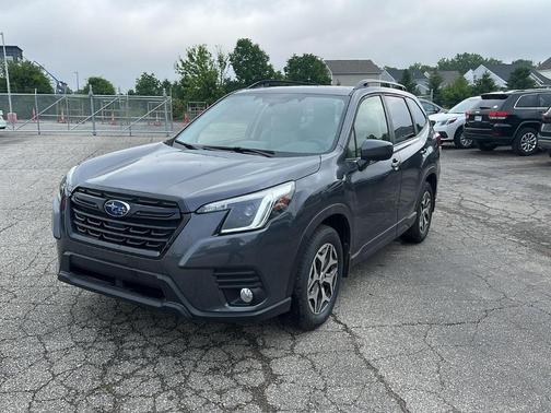 2022 Subaru Forester Premium