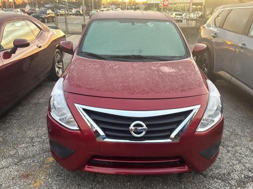 2018 Nissan Versa 1.6 SV