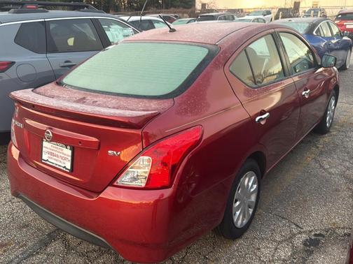2018 Nissan Versa 1.6 SV