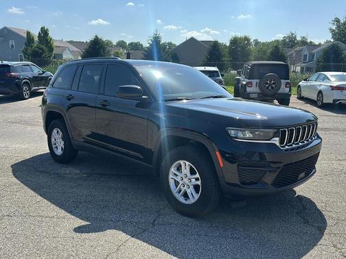2024 Jeep Grand Cherokee Laredo