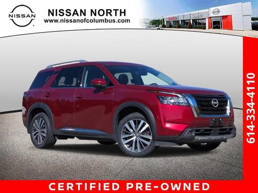 2022 Nissan Pathfinder Platinum