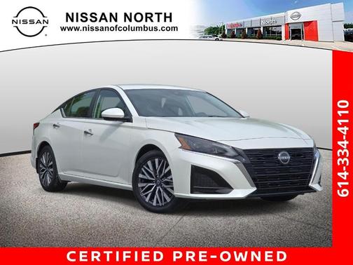 White 2023 Nissan Altima 2.5 SV