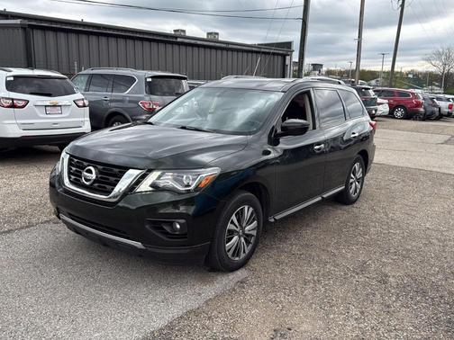 2020 Nissan Pathfinder SV