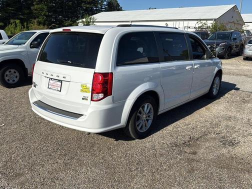 White Knuckle Clearcoat 2019 Dodge Grand Caravan SXT