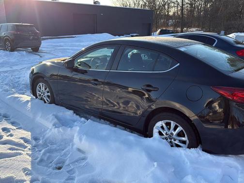 2015 Mazda Mazda3 i Touring