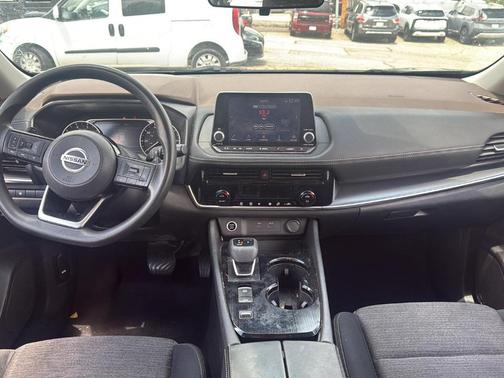 Black 2021 Nissan Rogue SV
