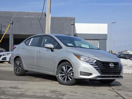 2025 Nissan Versa 1.6 SV