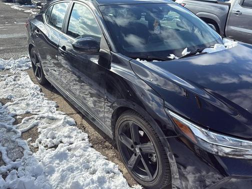 2022 Nissan Sentra SR