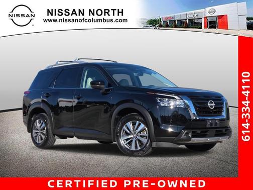 2024 Nissan Pathfinder SL