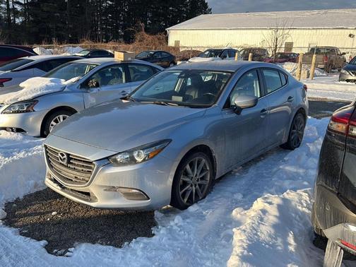 2018 Mazda Mazda3 Touring