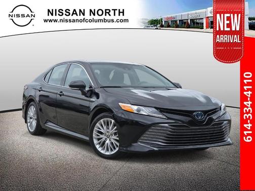 2020 Toyota Camry Hybrid XLE