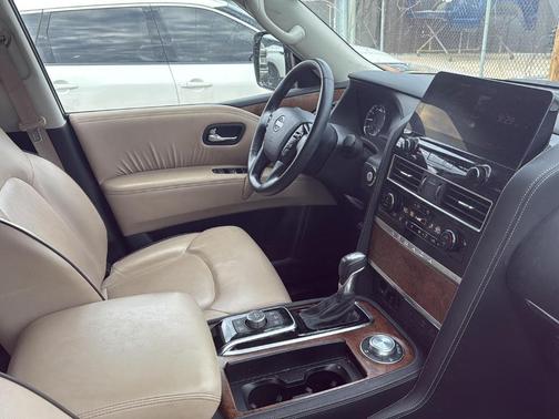 2024 Nissan Armada SL